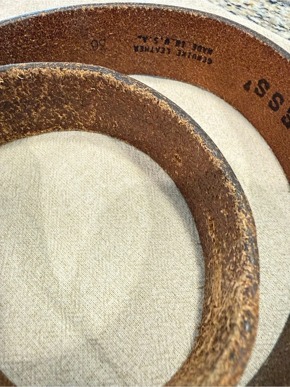 Guess western brown/tan leather belt silver tone buckle 36”